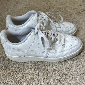 Nike Womens Court Vision CD5434-100 Low White Fashion Sneaker Size 10